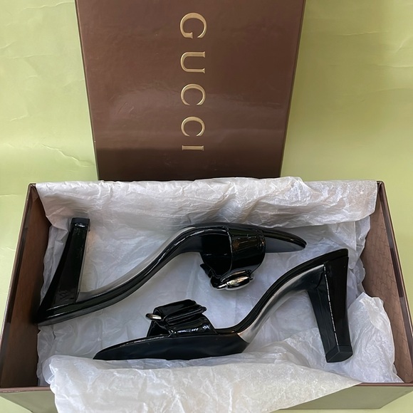 Vintage black/silver Gucci patent leather heels in original box - Picture 5 of 16